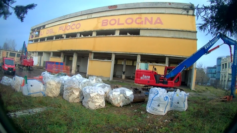 Miniatura per la voce Demolizione deposito Vigli del Fuoco